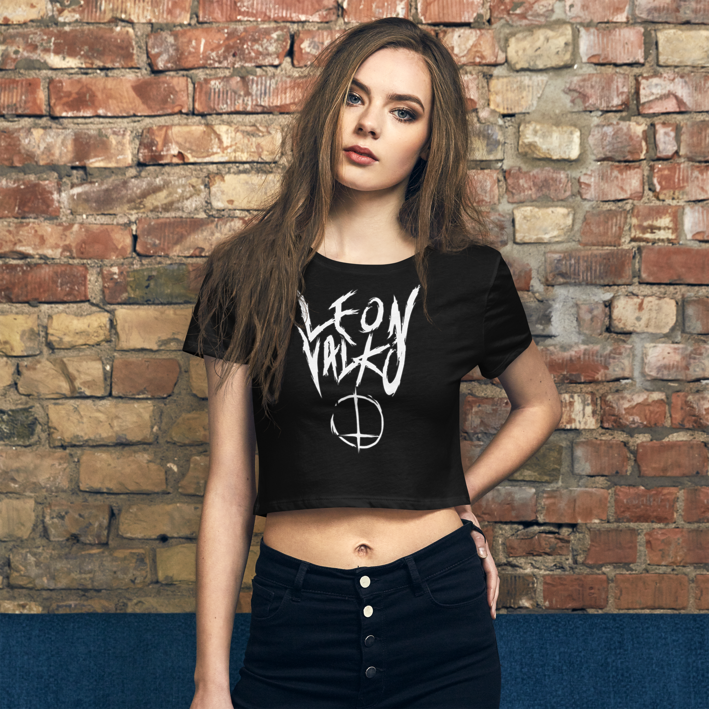 Leon Valko 2 | Women’s Crop Tee | Premium